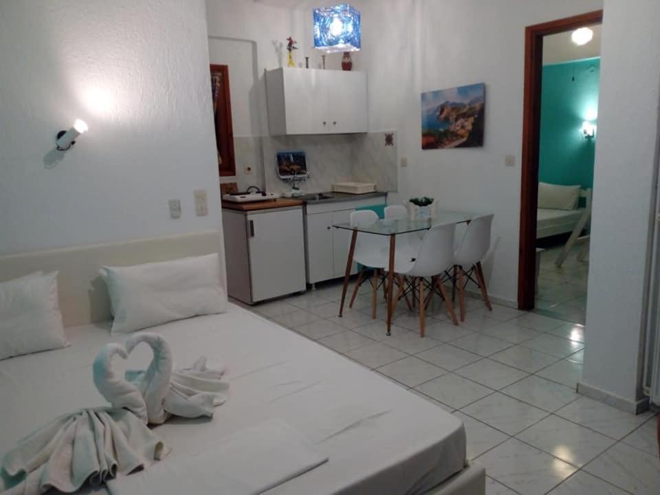 Villa Sandra Panormos  Esterno foto