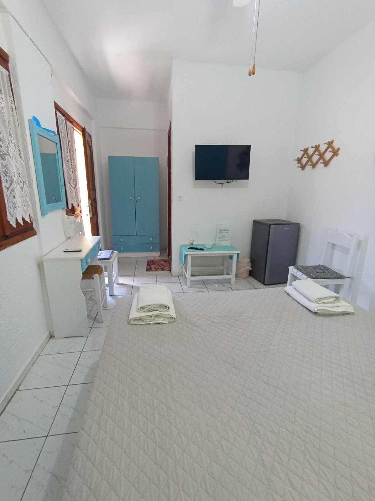 Villa Sandra Panormos  Esterno foto